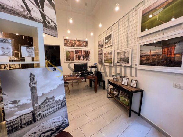 negozio in affitto a Siena in zona Centro Città