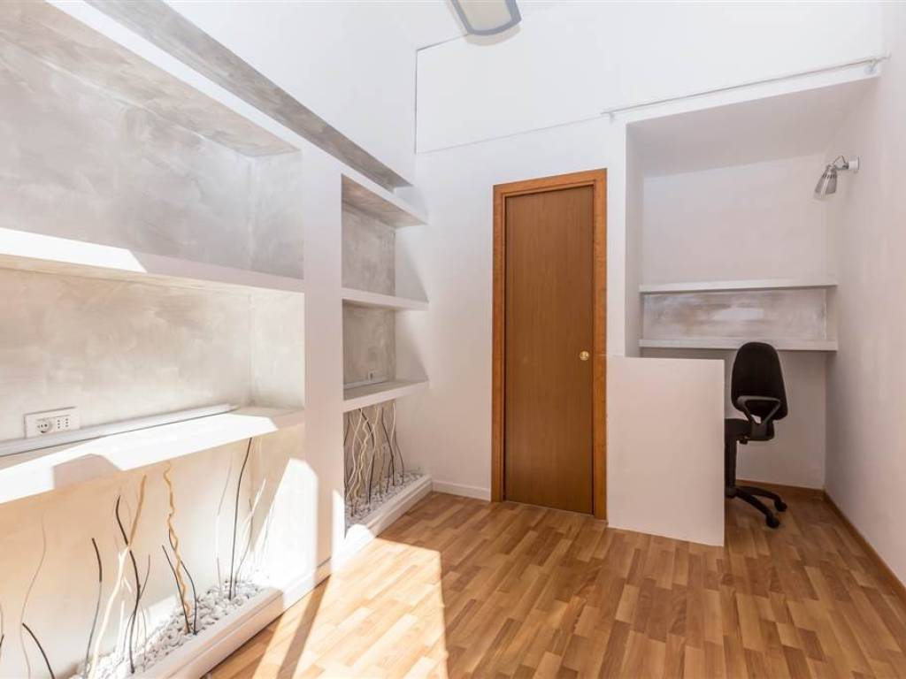 negozio in affitto a Siena in zona Centro Città