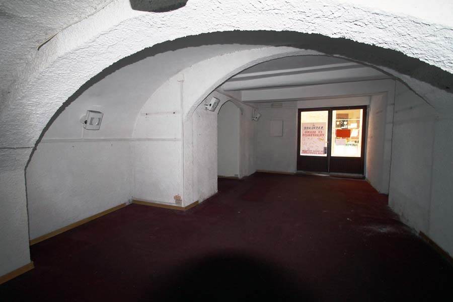 locale commerciale in affitto a Siena in zona Centro Città