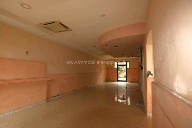 negozio in affitto a Sinalunga