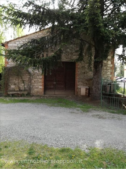 locale di sgombero in affitto a Sinalunga
