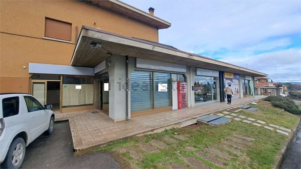 locale commerciale in affitto a Sinalunga in zona Bettolle