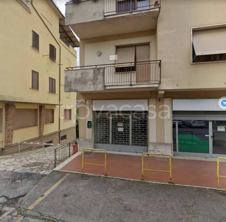 negozio in affitto a Sinalunga