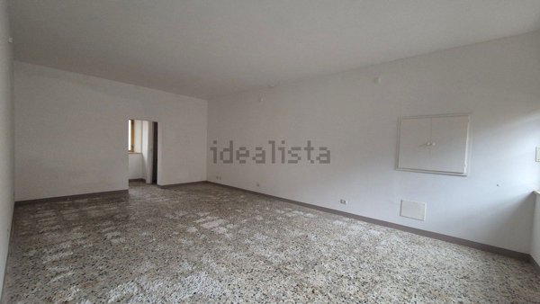 locale commerciale in affitto a Sovicille in zona San Rocco a Pilli