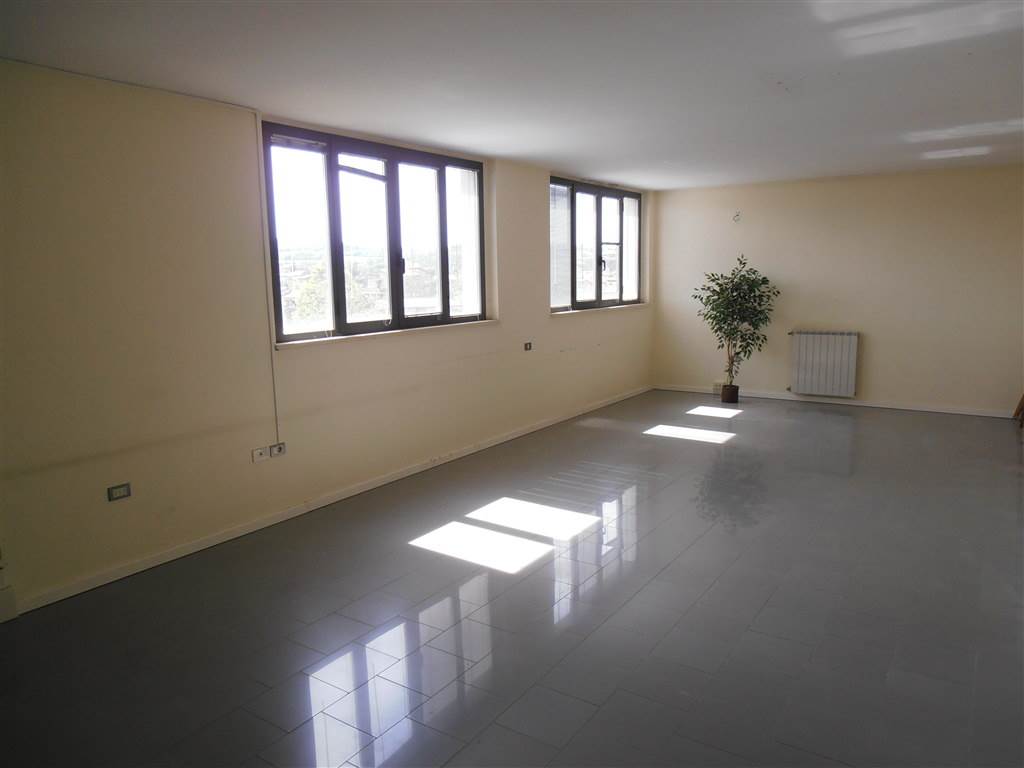 ufficio in affitto a Torrita di Siena