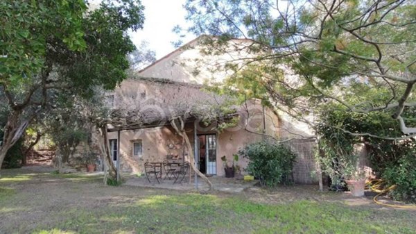 casa indipendente in affitto a Capalbio in zona Pescia Fiorentina