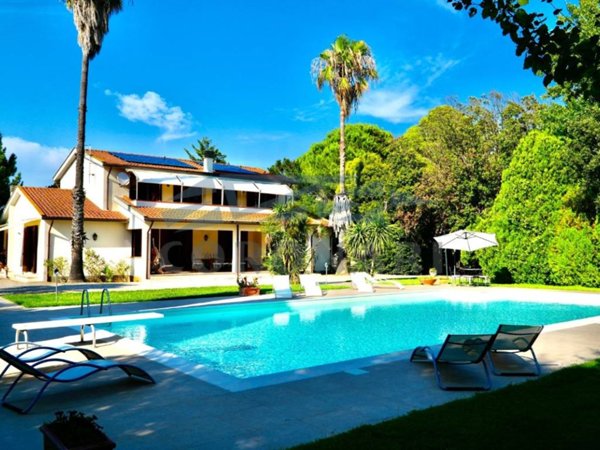 casa indipendente in affitto a Capalbio