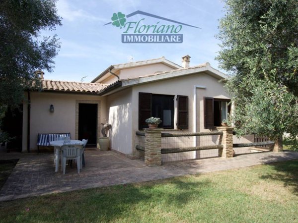 casa indipendente in affitto a Capalbio