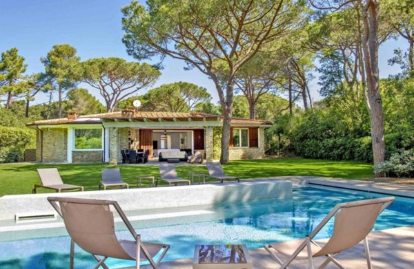 casa indipendente in affitto a Castiglione della Pescaia in zona Ampio