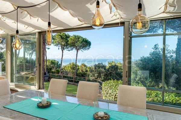 casa indipendente in affitto a Castiglione della Pescaia in zona Ampio