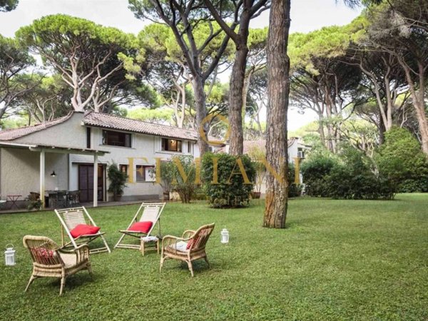 casa indipendente in affitto a Castiglione della Pescaia in zona Roccamare
