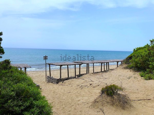 casa indipendente in affitto a Castiglione della Pescaia in zona Roccamare