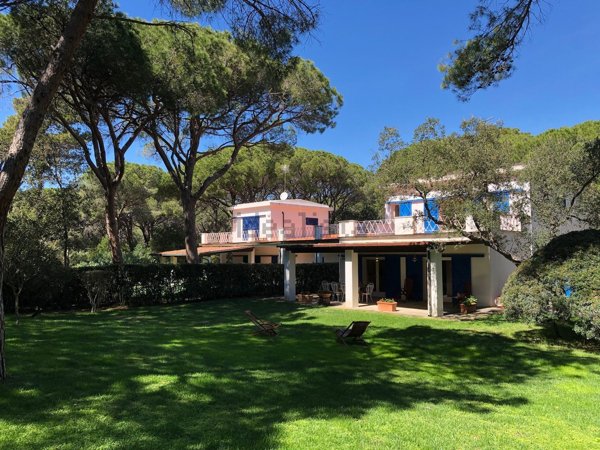 casa indipendente in affitto a Castiglione della Pescaia in zona Roccamare