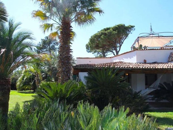 casa indipendente in affitto a Castiglione della Pescaia in zona Roccamare