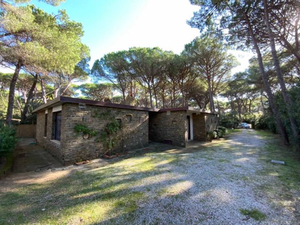 casa indipendente in affitto a Castiglione della Pescaia in zona Roccamare