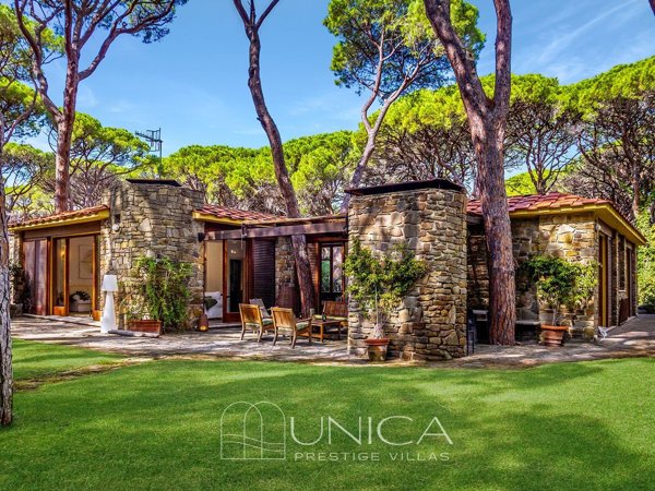 casa indipendente in affitto a Castiglione della Pescaia in zona Roccamare