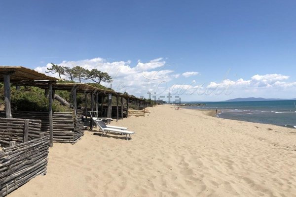 casa indipendente in affitto a Castiglione della Pescaia in zona Roccamare
