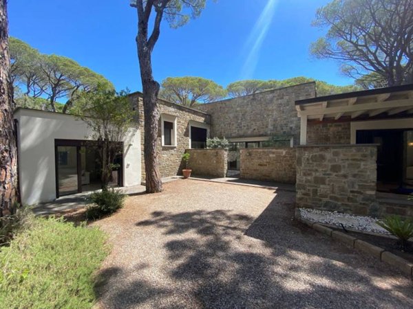 casa indipendente in affitto a Castiglione della Pescaia in zona Roccamare