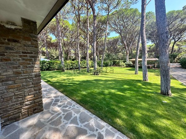 casa indipendente in affitto a Castiglione della Pescaia in zona Roccamare