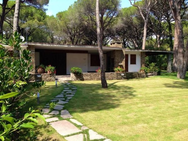 casa indipendente in affitto a Castiglione della Pescaia in zona Roccamare