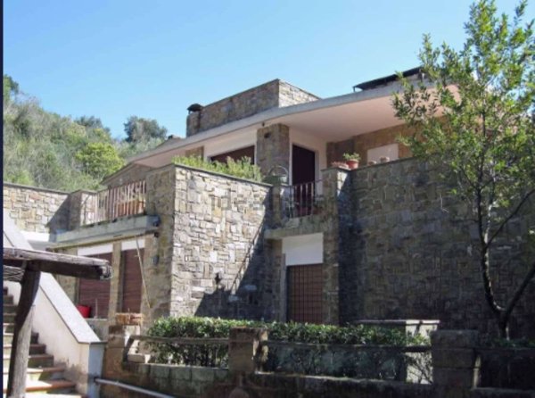 casa indipendente in affitto a Castiglione della Pescaia in zona Riva del Sole