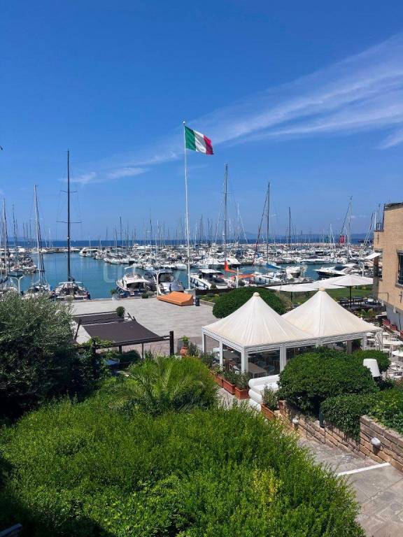 appartamento in affitto a Castiglione della Pescaia in zona Punta Ala