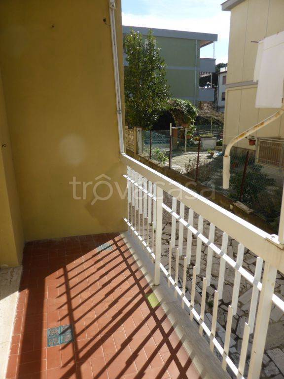 appartamento in affitto a Follonica