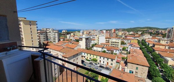 appartamento in affitto a Follonica