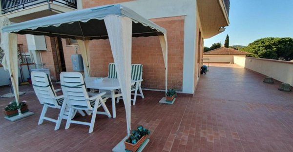 appartamento in affitto a Follonica