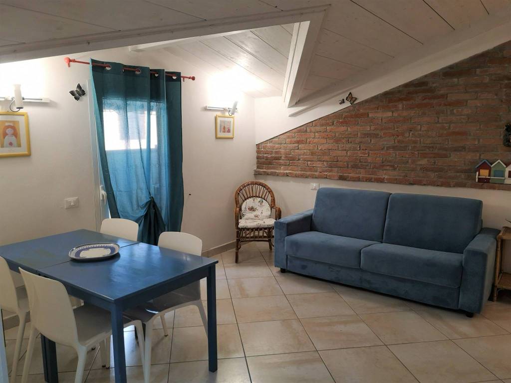 appartamento in affitto a Follonica