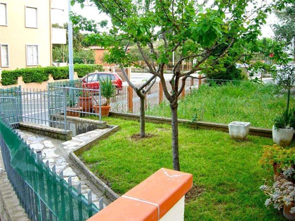 appartamento in affitto a Follonica