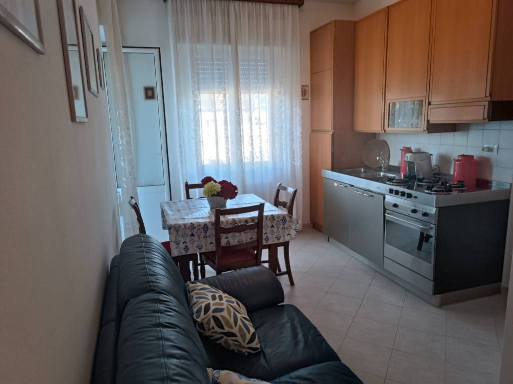 appartamento in affitto a Follonica