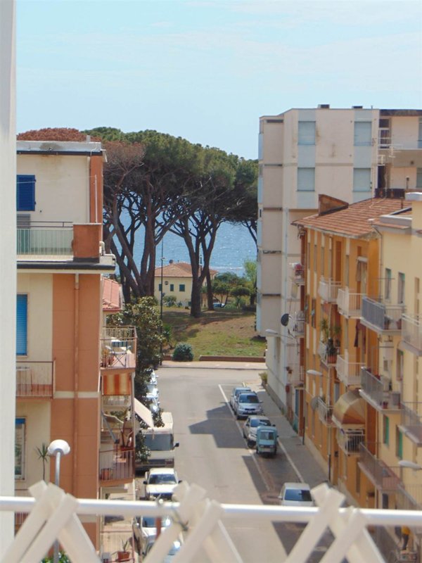 appartamento in affitto a Follonica
