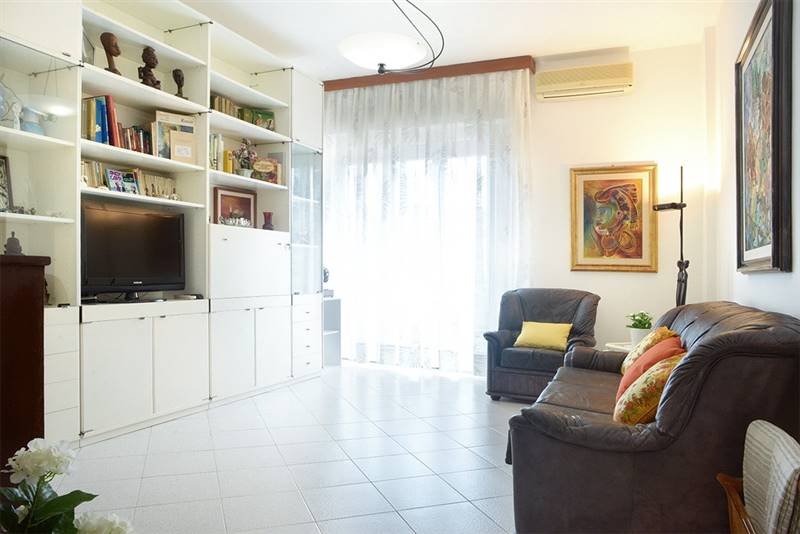 appartamento in affitto a Follonica
