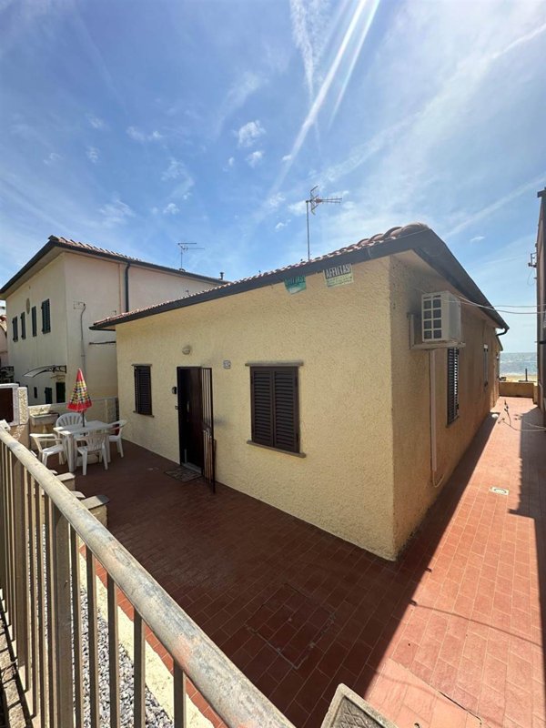 appartamento in affitto a Follonica