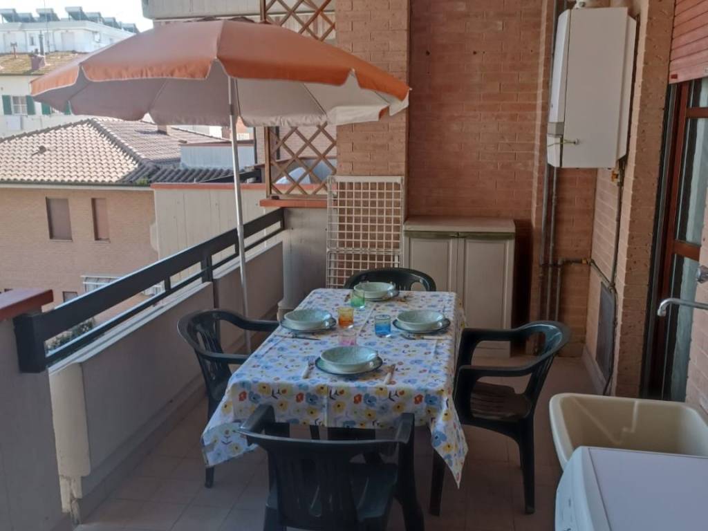 appartamento in affitto a Follonica