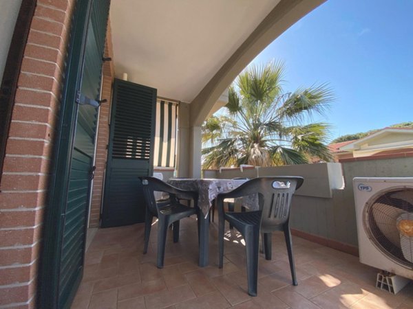 casa indipendente in affitto a Follonica