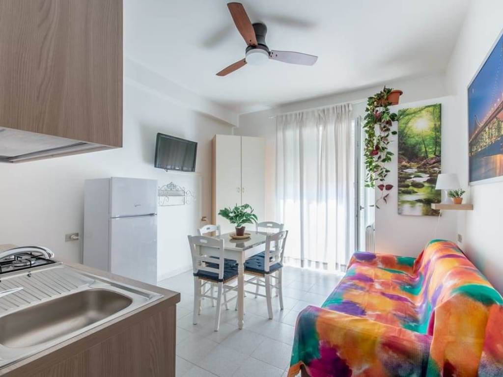 appartamento in affitto a Follonica