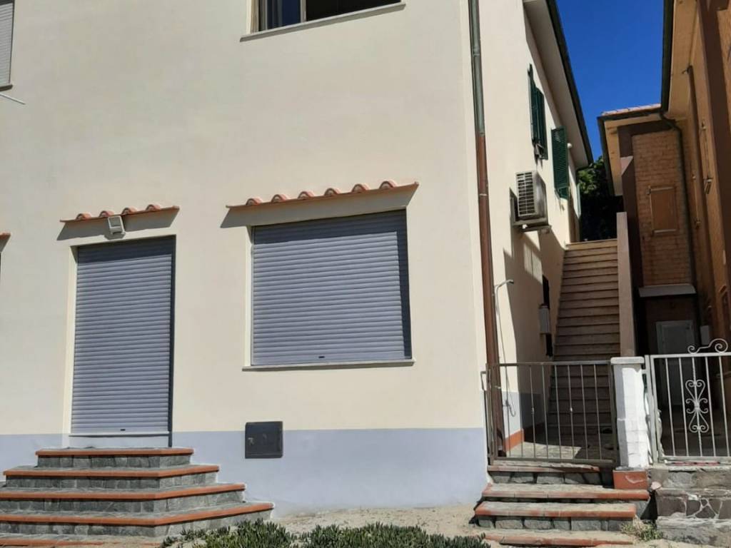 appartamento in affitto a Follonica