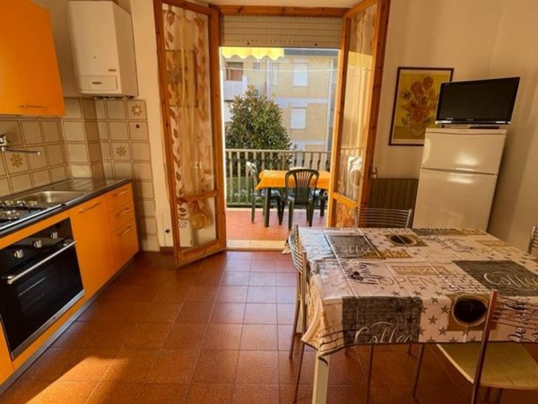 appartamento in affitto a Follonica