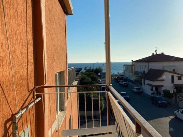 appartamento in affitto a Follonica