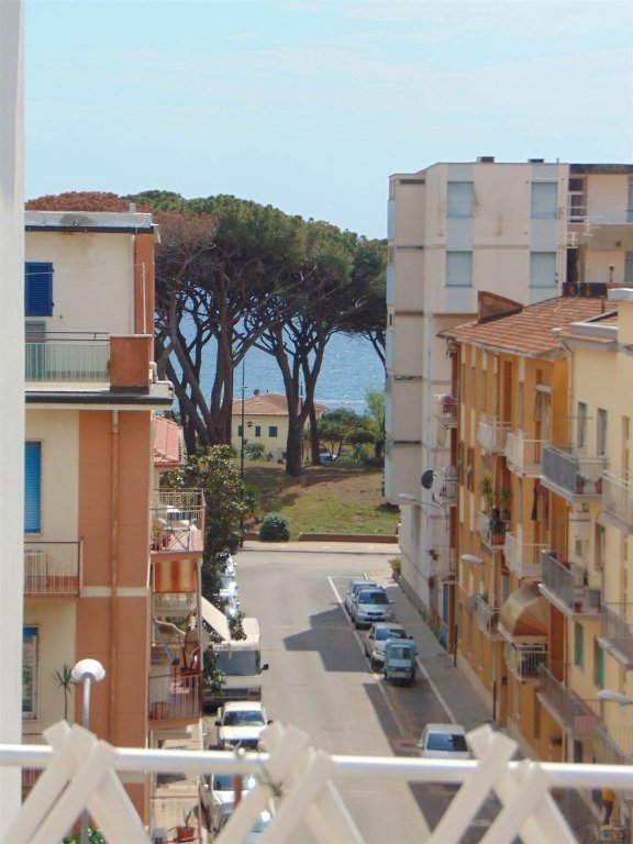appartamento in affitto a Follonica