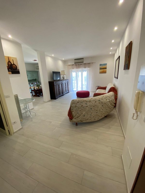 appartamento in affitto a Follonica