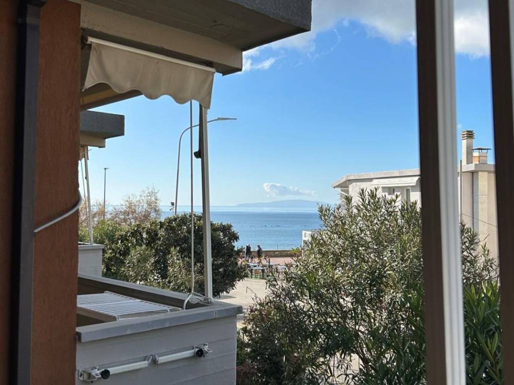 appartamento in affitto a Follonica