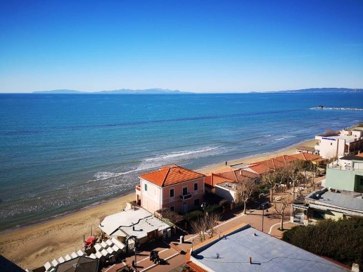 appartamento in affitto a Follonica