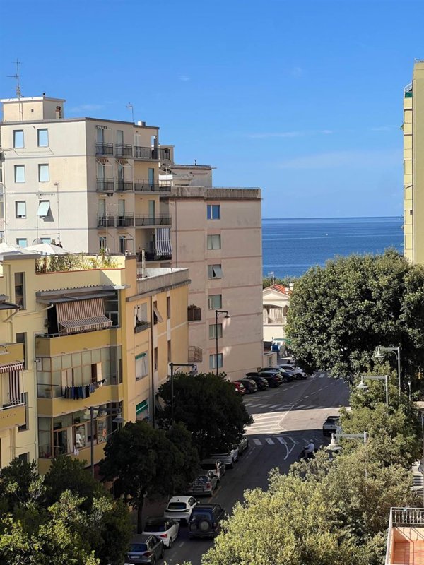 appartamento in affitto a Follonica