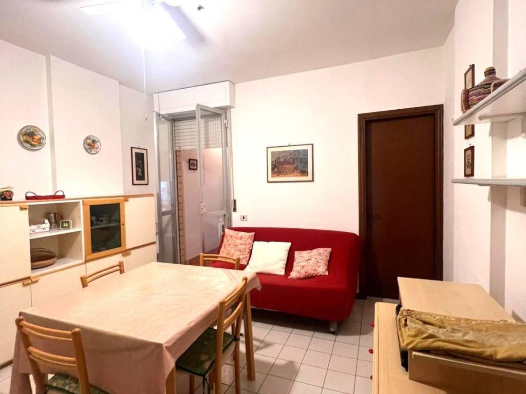 appartamento in affitto a Follonica