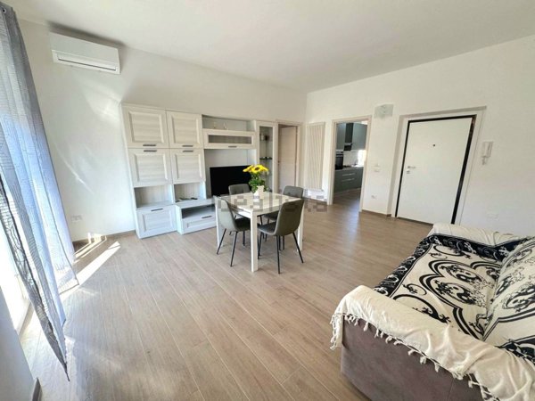 appartamento in affitto a Follonica