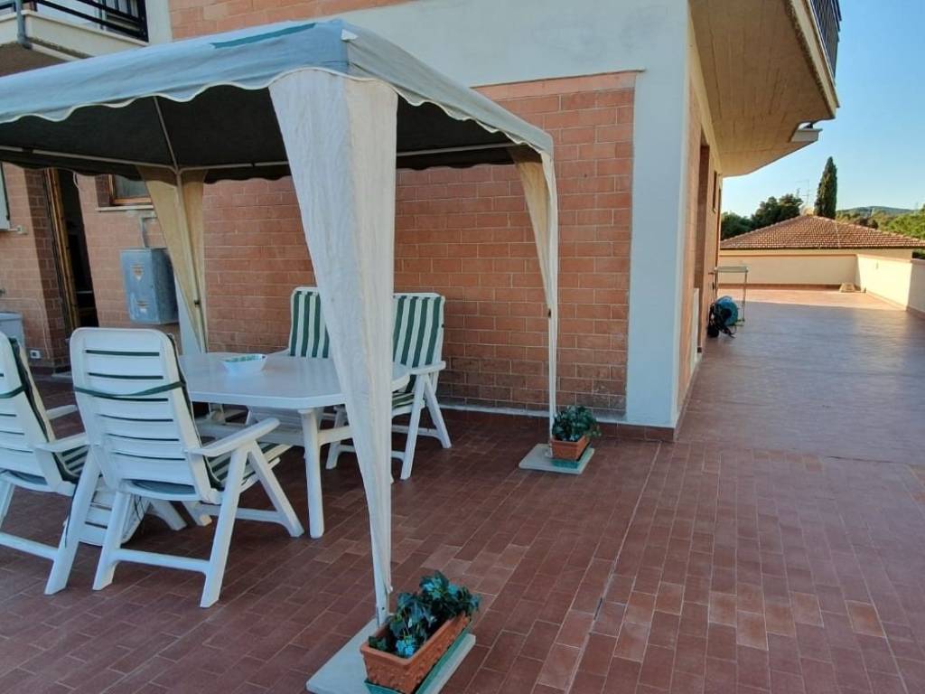 appartamento in affitto a Follonica