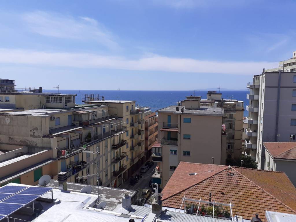 appartamento in affitto a Follonica